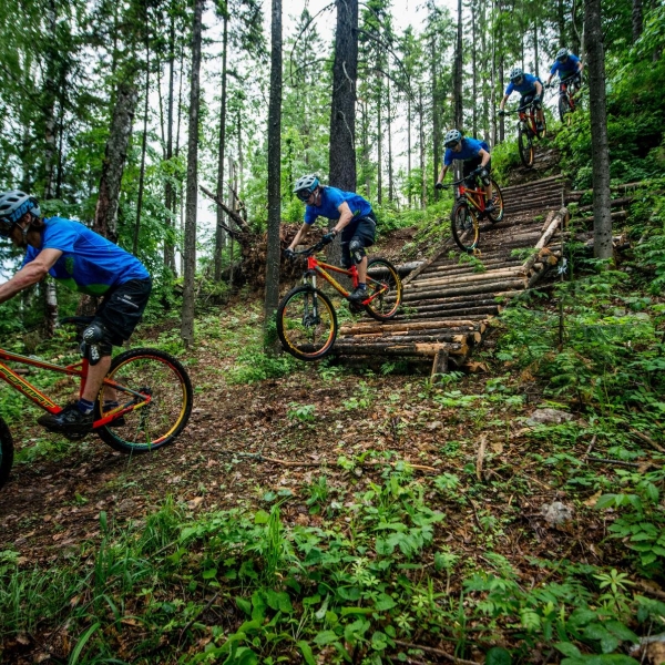 Велосипед Format Trail HT 1311 Elite 27,5" 2016