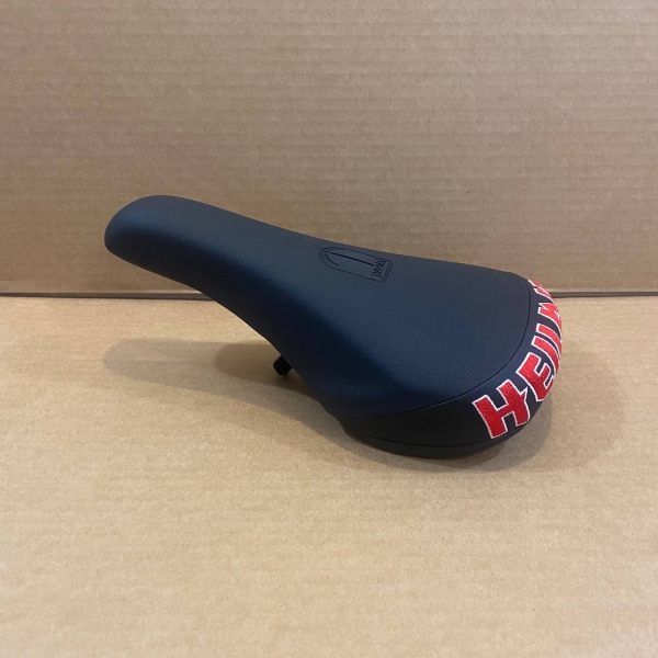 BMX Седло Code Bikes Hell Mid Sample